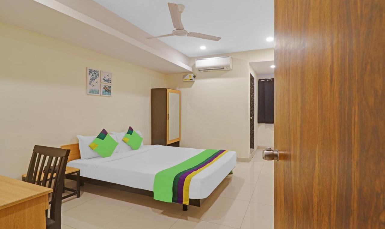 Hotel Treebo Tee Hajdarabad Zewnętrze zdjęcie